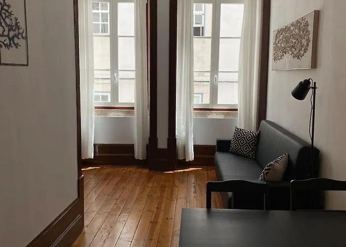 Apartamento King's - Baixa De *